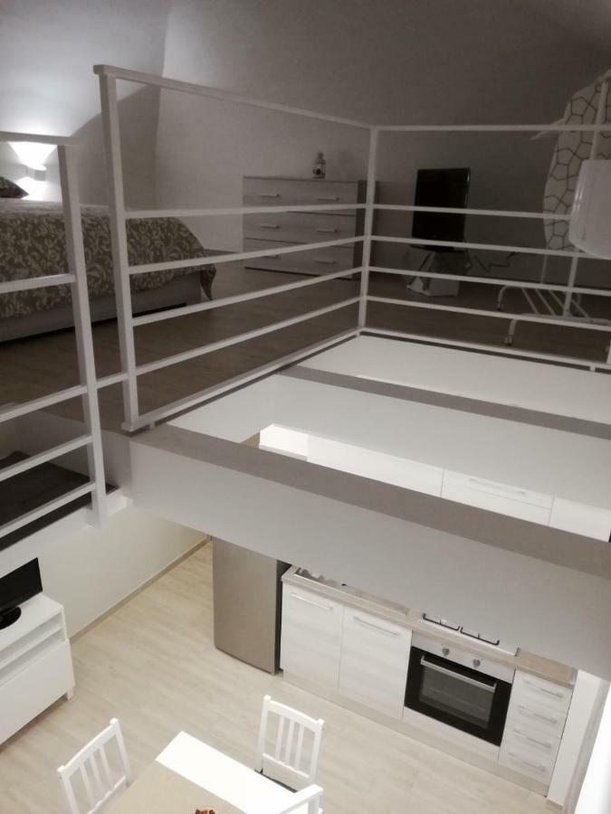 Apartment Marco' Chiaia Naples